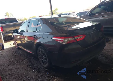 2019 Toyota Camry Le из США, поврежденный, VIN 4T1B11HK8KU787028